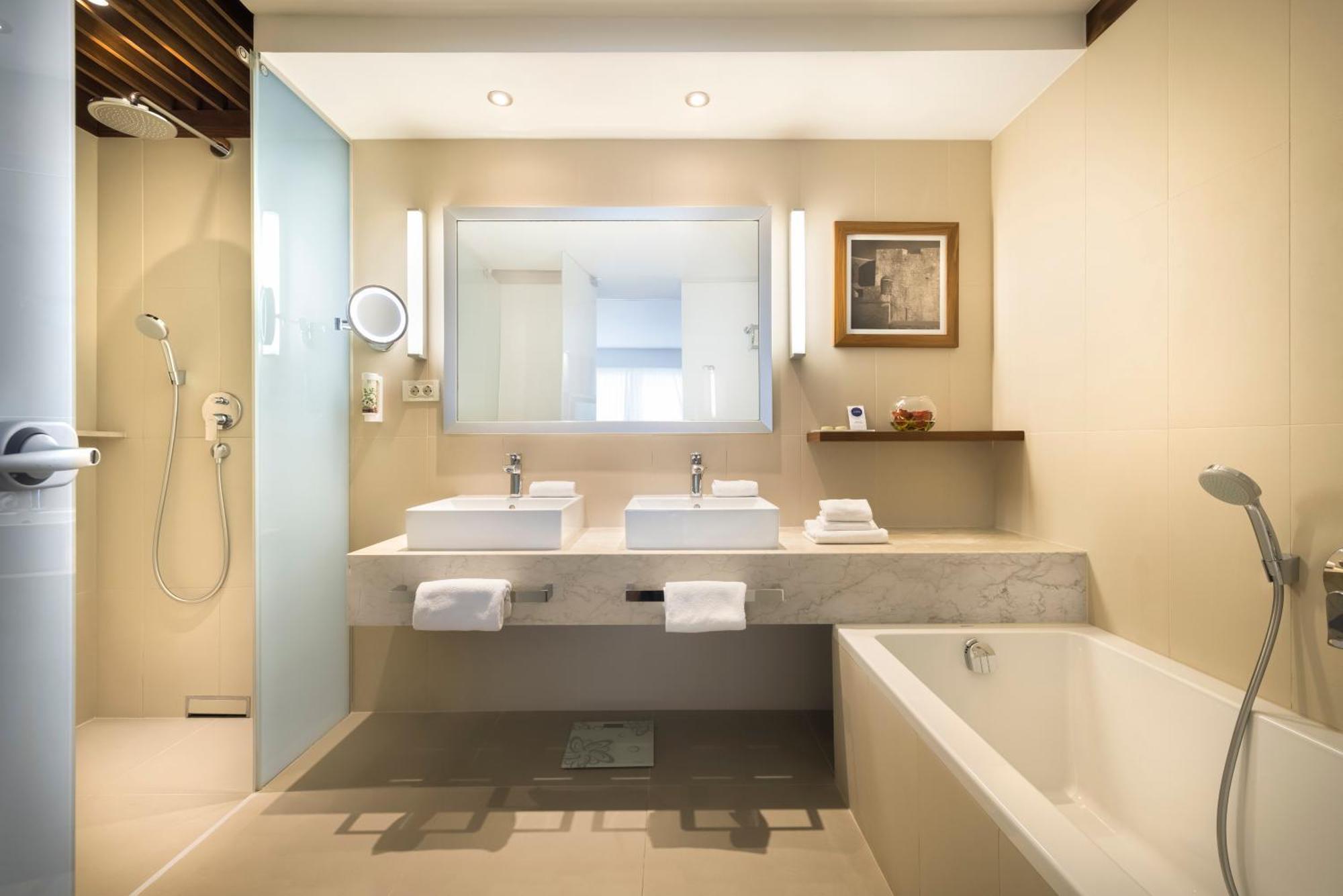 Room 22 Seaview