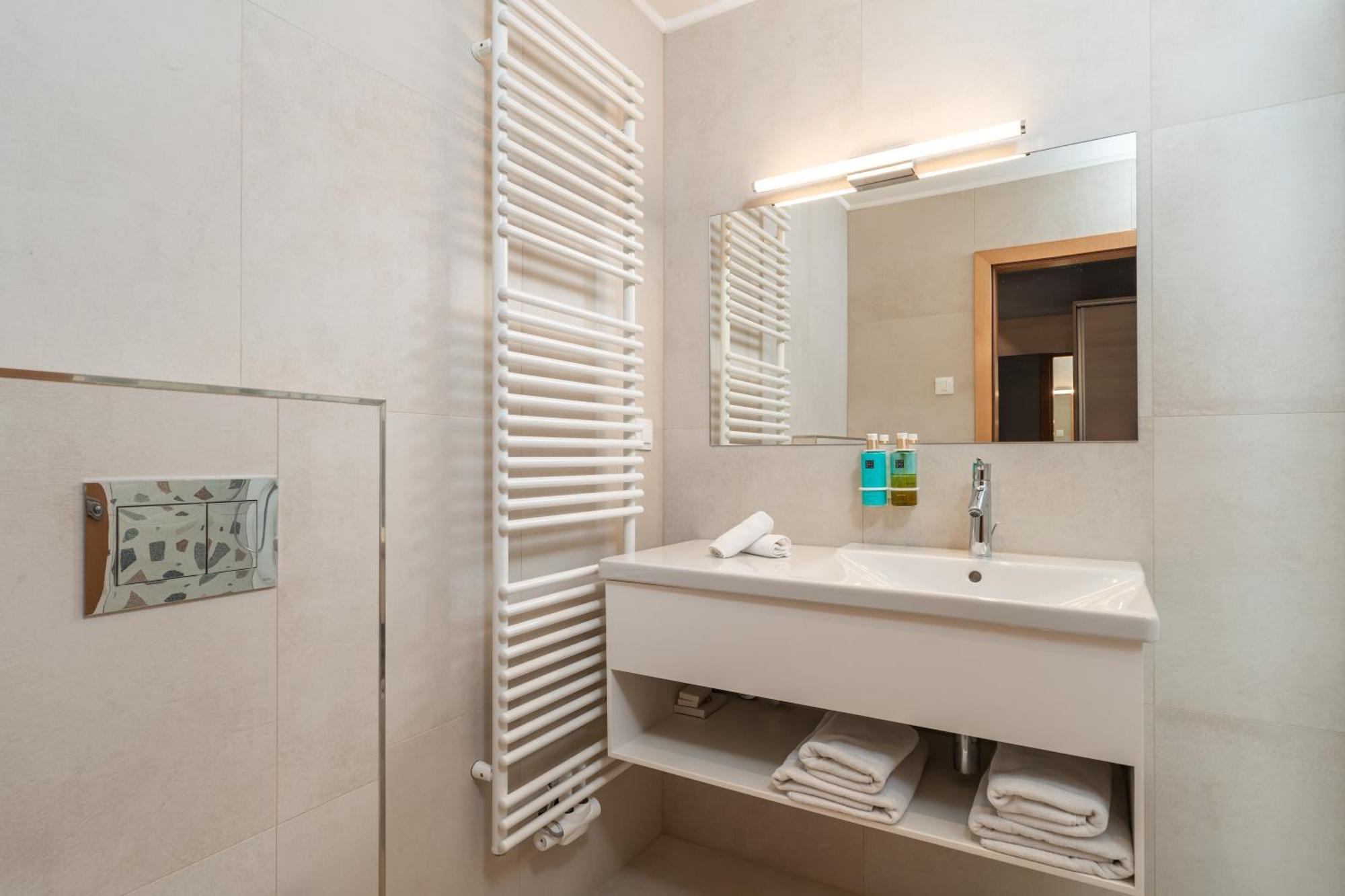 Double or Twin Room Balcony
